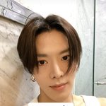 [NCT즌] <b>유타</b> 머리 자른 거 예쁘넹