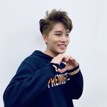 [NCT즌] 쟈니 작년에도 <b>태일</b>이 사진 올려줬는데