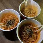 기숙사에서 몰래 <b>불닭</b>먹기