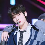<b>예민</b>해 보이지만 귀여운 남돌