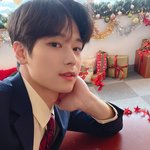 <b>주연이</b> 셀카 잘 찍어 들어와봐