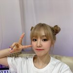 왜 하필 예명이 나나일까...