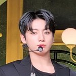 전정국은 왜 안 늙을까 ㄹㅇ 이것 좀 <b>보</b><b>셈</b>