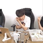 [NCT즌] <b>직접</b> 총 맞았나봄