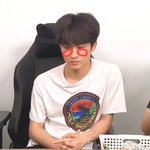 [NCT즌] 너네 <b>마크</b> 무표정일 <b>때</b> 나오는 루키즈 느낌 알아??