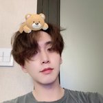 [펜타곤] 케이콘 이 머리 보는건가