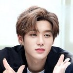 [모두드루와] <b>이</b> 남<b>돌</b> 조카 내취향인데 누군지 알려줄사람?ㅜㅜ