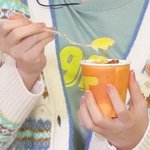 [댓글부탁해] 얘들아 이 <b>손톱</b>은 머한거야?!?