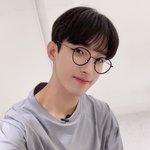 [세븐틴] 지금 당장 <b>이도겸</b> 안경 박제 시켜