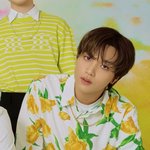 [NCT즌] 누가 얘한테 가죽<b>반바지</b> 입힐생각을