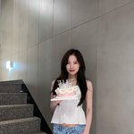 <b>아린</b> 머리 이거 파마임?