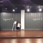 라이브 중 신곡 틀어버린 문빈 최유정...