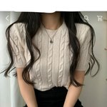 ㅇㅒ들아 반팔니트 입으면 부해보임?