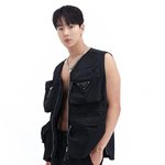 아니 왜 또 우리애만 아무것도 안 입고 있어요