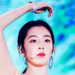 [댓글부탁해] 아이린은 이목구비 예쁜거임 <b>조화</b>가 잘된거임?