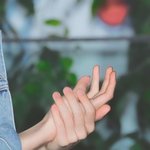 [더보이즈] 하 지<b>창민</b> 손 봐바