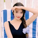 아이유 제이에스티나 <b>여름</b> 화보