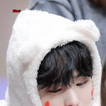 매력으로 <b>밤샘</b> 덕질 가능한 아이돌