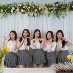 여긴 <b>엔터</b>회사야 풀밭이야?ㅋㅋㅋㅋㅋㅋ