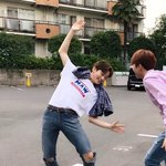 [NCT즌] 마크 이런 옷 더 <b>입어</b>주면 좋겟당