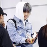 [우리태용님] <b>젤리</b> 나눠주는 태용