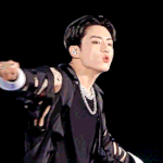 한때는 꽃사슴이었던 짐승男돌