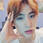 <b>현재</b> 무슨 사람이냐