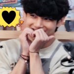 <b>김뷔</b>