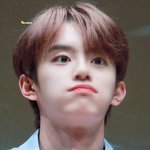 언제 봐도 <b>말끔</b>하게 잘생긴 남돌