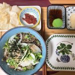 먹는 것에 진심인 편. 매우2