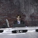[<b>엔터</b>톡] 이 얼굴이....