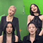 지수 진짜 <b>표정관리</b> 못한다