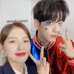 [모두드루와] 오늘자 뮤뱅 아콩 <b>셀카</b>