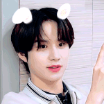 [NCT정우] 이 강아지 또 답장읽었네