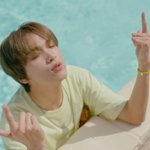 [NCT즌] 해찬 가슴팍에 <b>곰도리</b> 매달려있네 ㅋㅋ