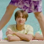 [NCT즌] 아 이 뽀짝하게 <b>오리발</b>로 걸어가는거 젠오였네 ㅋㅋㅋ