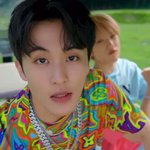 [NCT즌] 근데 꼭 옷이 이래야 했을까
