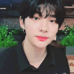 <b>현진</b>이 잘 생겼음