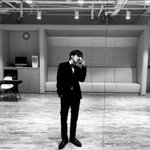 [댓글부탁해] 다들 <b>옷</b> <b>민트</b>색이랑 회색 조합 개같다고 하는데