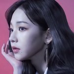 카리나처럼 귀에서 똑 떨어지는 <b>턱</b><b>선</b> 말이야