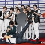 [골든차일드] 기사 사진의 <b>한</b>획을 그었<b>닼</b>ㅋㅋㅋㅋ