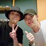 도경수가 <b>애플</b>워치를 쓰다니