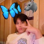 [트레저] 루토 계속 자기 이모지 <b>나비</b>로 사용해ㅋㅋㅋㅋㅋ