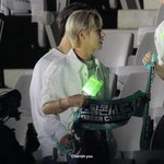 [NCT즌] 미쳣나봐 <b>허리</b>도 아니고 골반에 손을 올린거임??