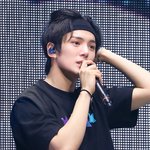 [드루와] <b>몬엑</b> 민혁은 진짜 ㅅㅂ.... 아