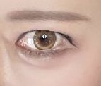 <b>이런</b> <b>눈</b> 성형 한거지?