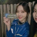 윈터 <b>컬러</b>렌즈 개잘어울린다