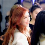 나비의 날개짓 같은 <b>우아</b>함!