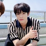 [이태용] 별안간 잘생긴 요미 <b>투척</b>