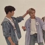 [NCT즌] 마쿠 <b>런지</b>니 진짜 기여워해ㅋㅋㅋ